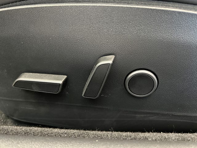 2022 TESLA MODEL 3 - 8