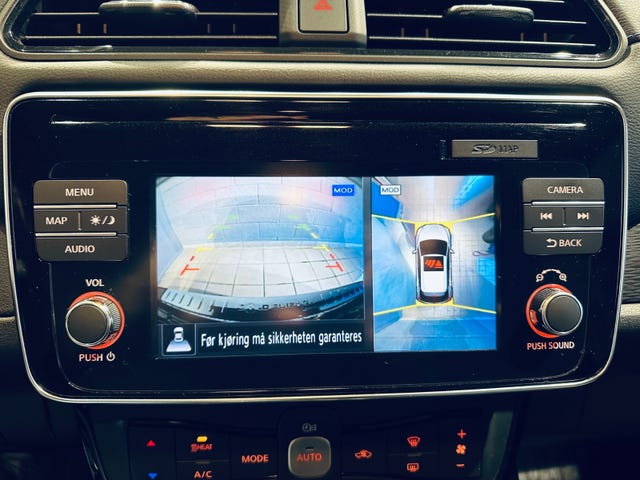 2019 NISSAN LEAF - 17