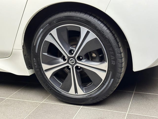 2019 NISSAN LEAF - 14