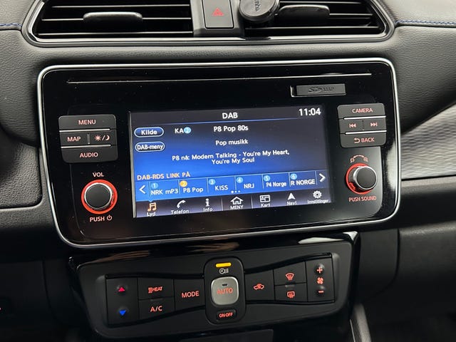 2019 NISSAN LEAF - 23