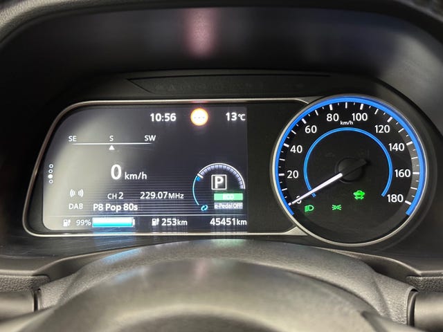2019 NISSAN LEAF - 22