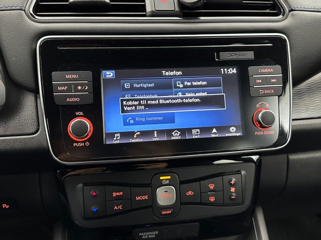 2019 NISSAN LEAF - 25