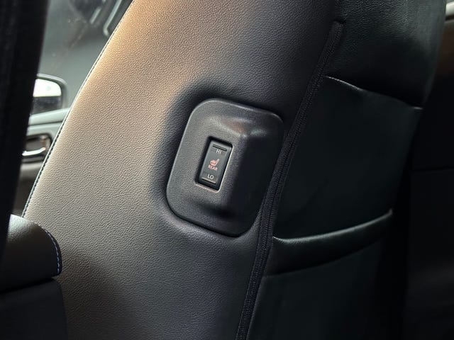 2019 NISSAN LEAF - 19
