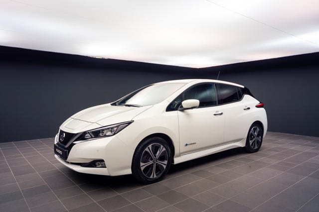 SJNFAAZE1U0041222 2019 NISSAN LEAF-2