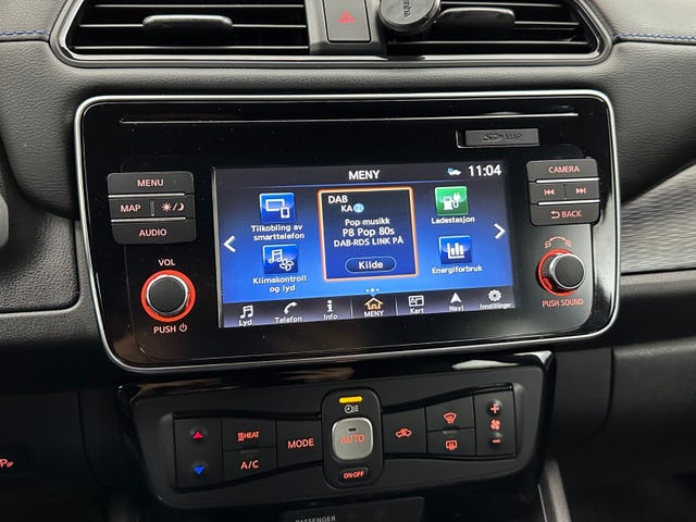 2019 NISSAN LEAF - 26