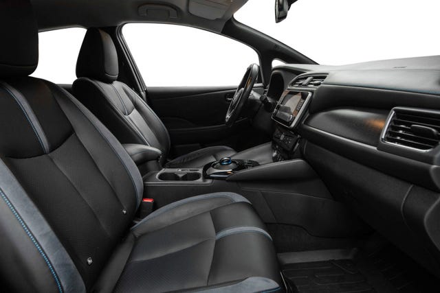 2019 NISSAN LEAF - 22