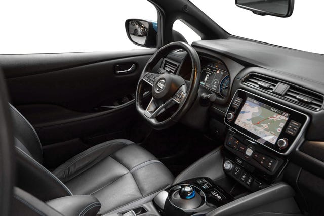 2019 NISSAN LEAF - 23