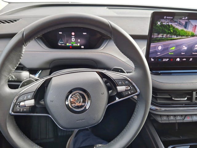 2022 SKODA ENYAQ - 12
