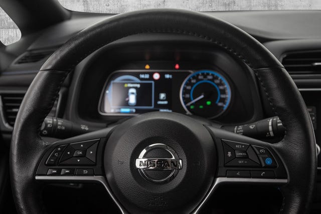 2021 NISSAN LEAF - 22
