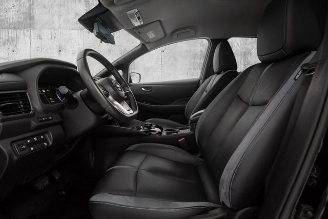2021 NISSAN LEAF - 21