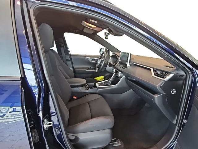 2021 TOYOTA RAV4 - 15
