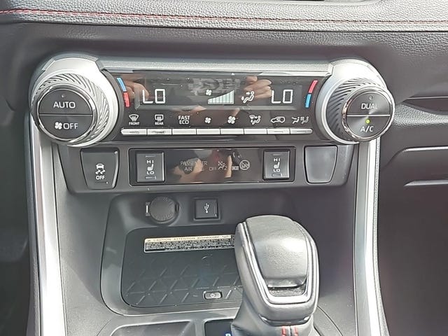 2021 TOYOTA RAV4 - 14