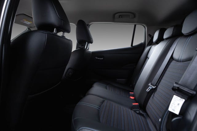 2019 NISSAN LEAF - 21