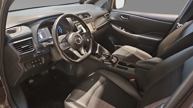 2019 NISSAN LEAF - 14