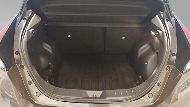 2019 NISSAN LEAF - 17