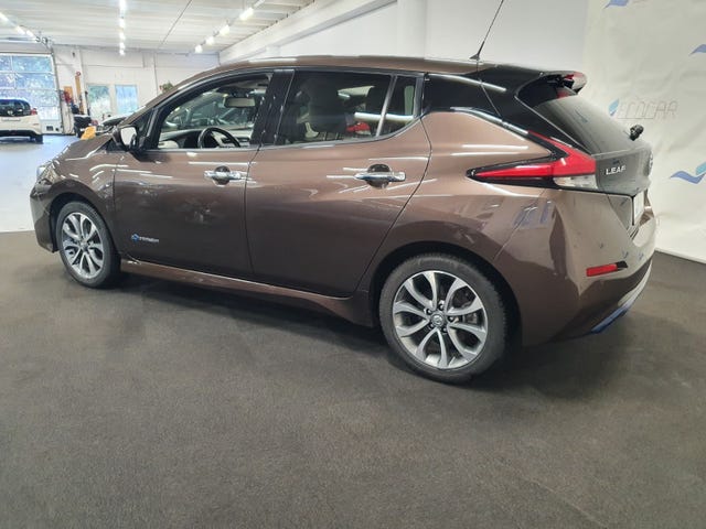 SJNFAAZE1U0054664 2019 NISSAN LEAF-2