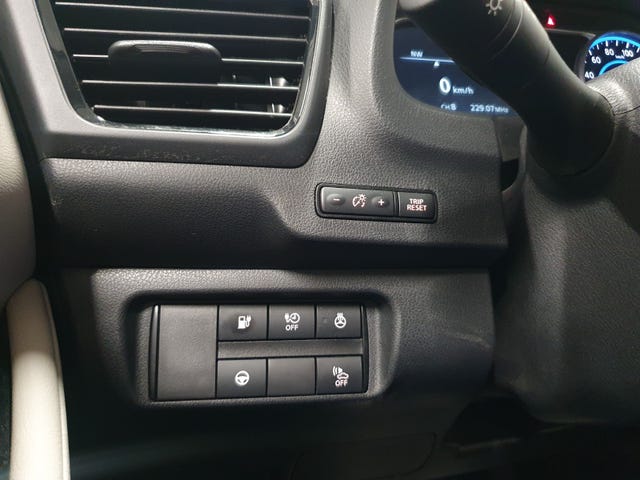 2019 NISSAN LEAF - 8