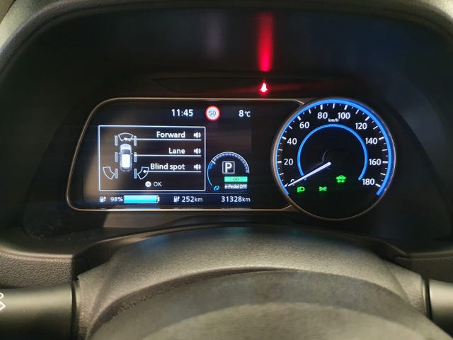 2019 NISSAN LEAF - 12