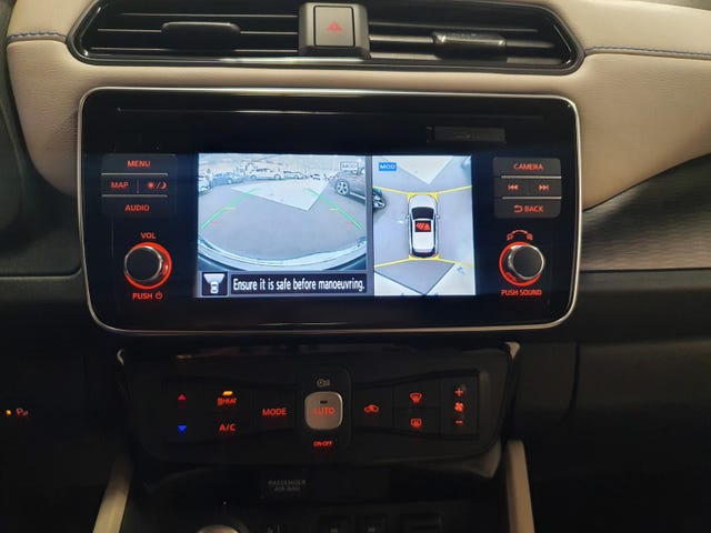 2019 NISSAN LEAF - 15