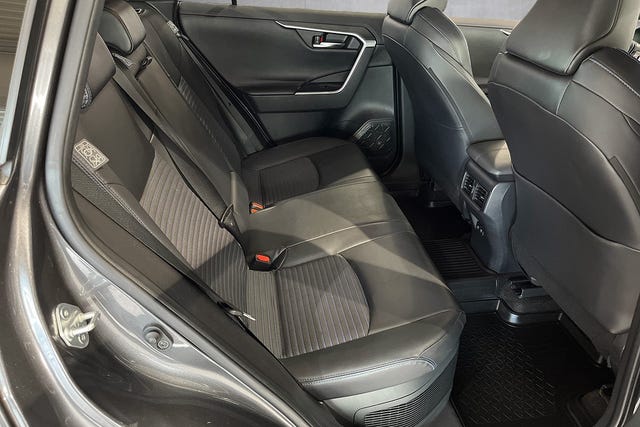 2021 TOYOTA RAV4 - 17