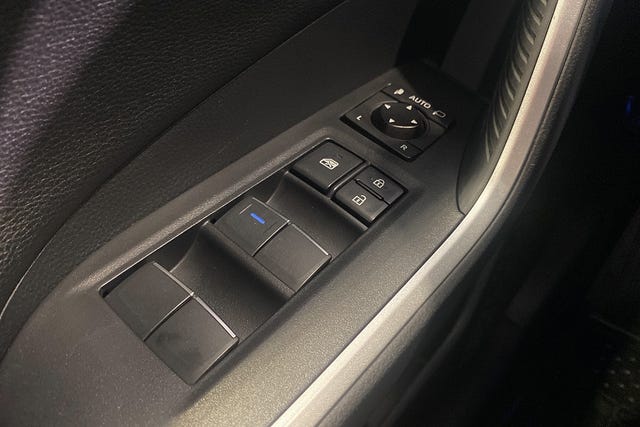 2021 TOYOTA RAV4 - 24