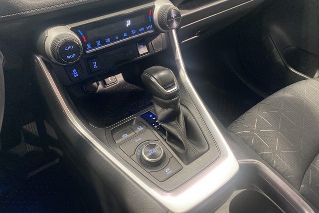 2021 TOYOTA RAV4 - 21