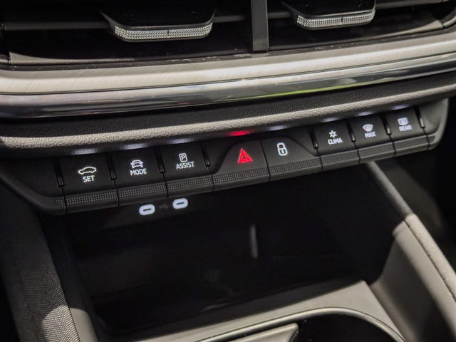 2022 SKODA ENYAQ - 29