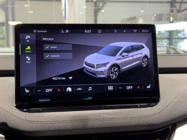 2022 SKODA ENYAQ - 24