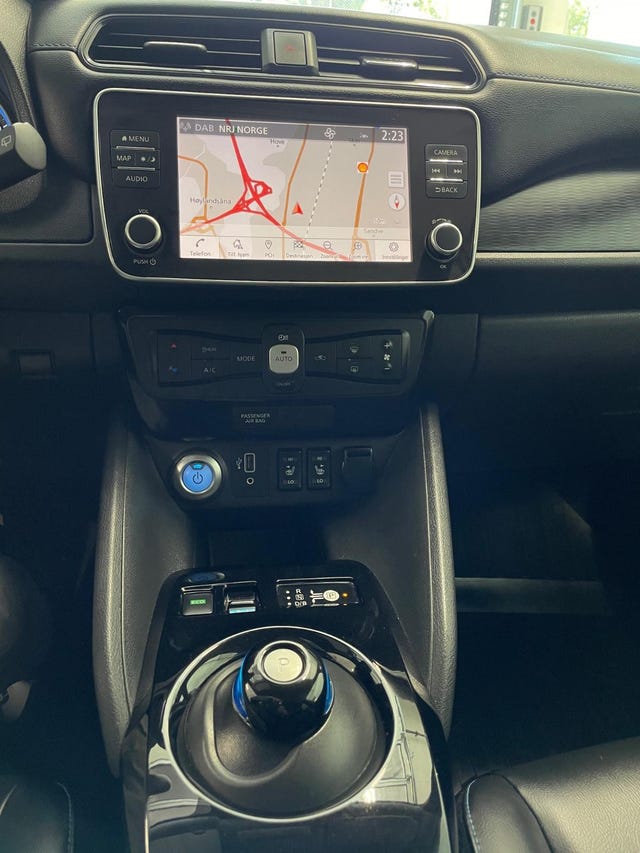 2021 NISSAN LEAF - 22