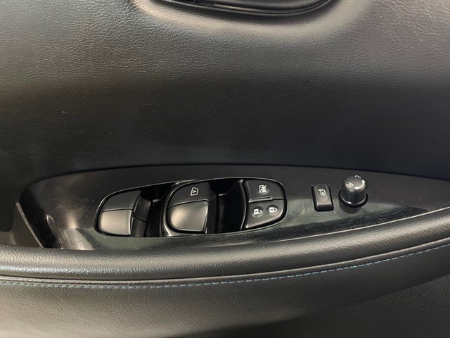 2021 NISSAN LEAF - 19