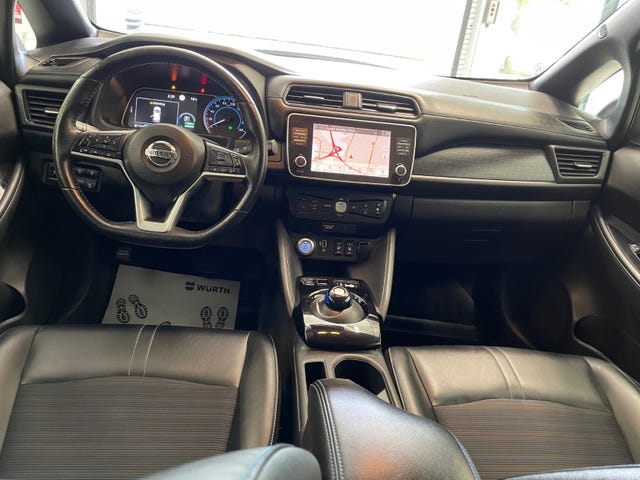 2021 NISSAN LEAF - 10