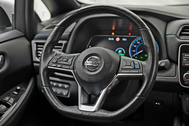 2019 NISSAN LEAF - 13