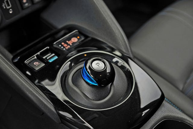 2019 NISSAN LEAF - 20