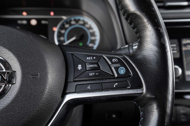 2019 NISSAN LEAF - 17