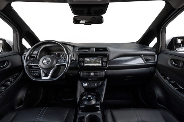 2019 NISSAN LEAF - 15