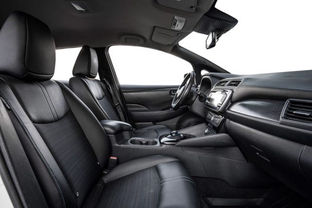 2019 NISSAN LEAF - 21
