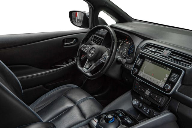 2019 NISSAN LEAF - 18