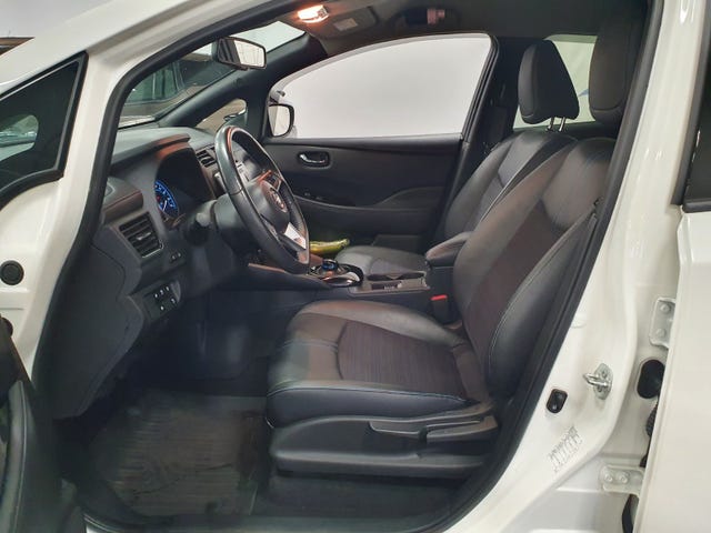 2019 NISSAN LEAF - 7