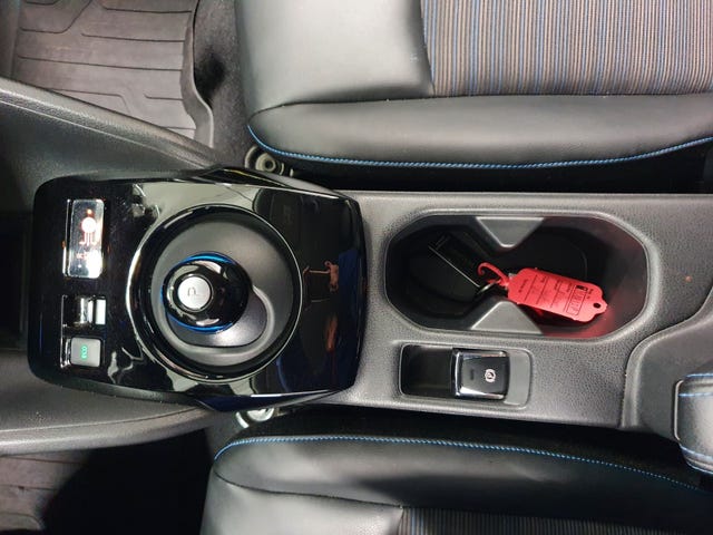 2019 NISSAN LEAF - 15