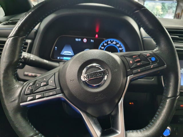 2019 NISSAN LEAF - 10