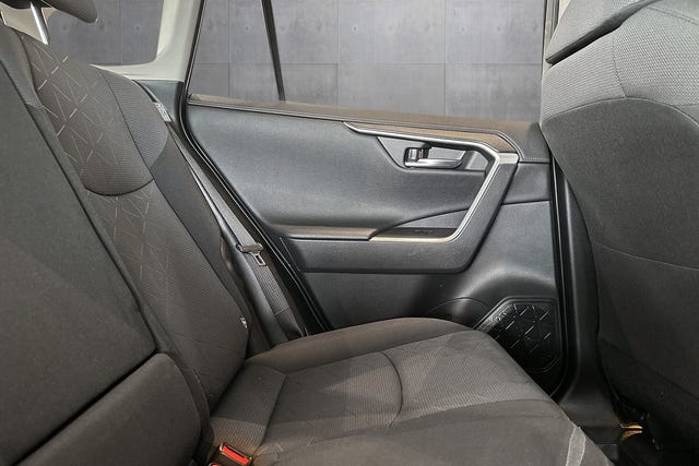2021 TOYOTA RAV4 - 18