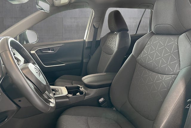 2021 TOYOTA RAV4 - 10