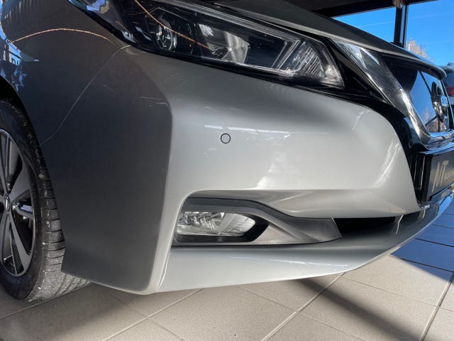 2019 NISSAN LEAF - 38