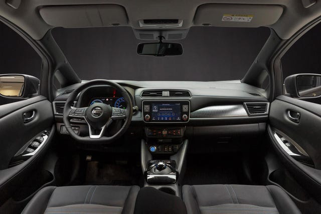 2021 NISSAN LEAF - 13