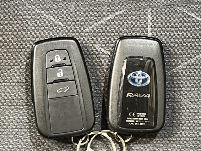 2021 TOYOTA RAV4 - 31