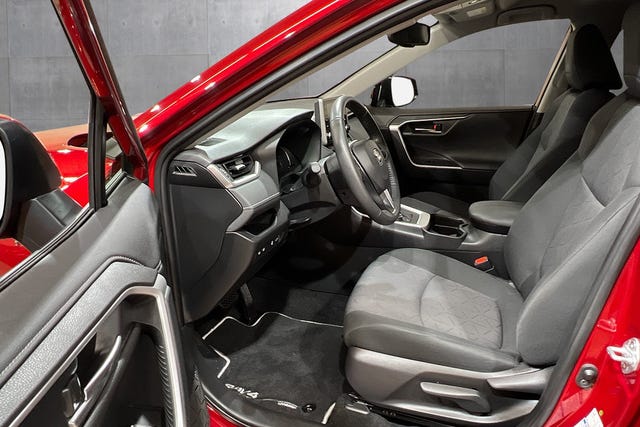 2021 TOYOTA RAV4 - 11