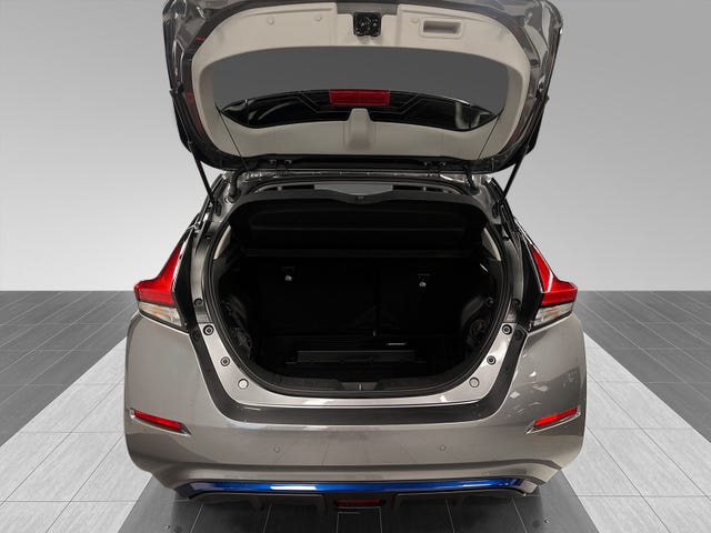 2021 NISSAN LEAF - 24