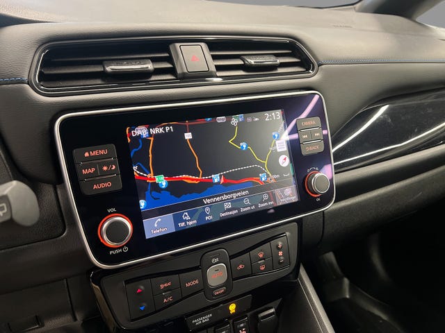 2021 NISSAN LEAF - 17