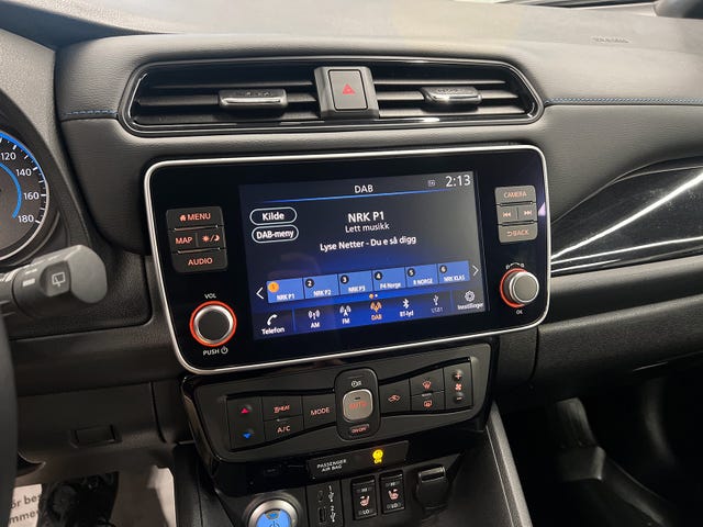 2021 NISSAN LEAF - 13