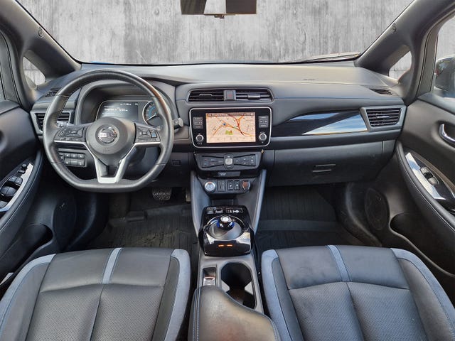2021 NISSAN LEAF - 10
